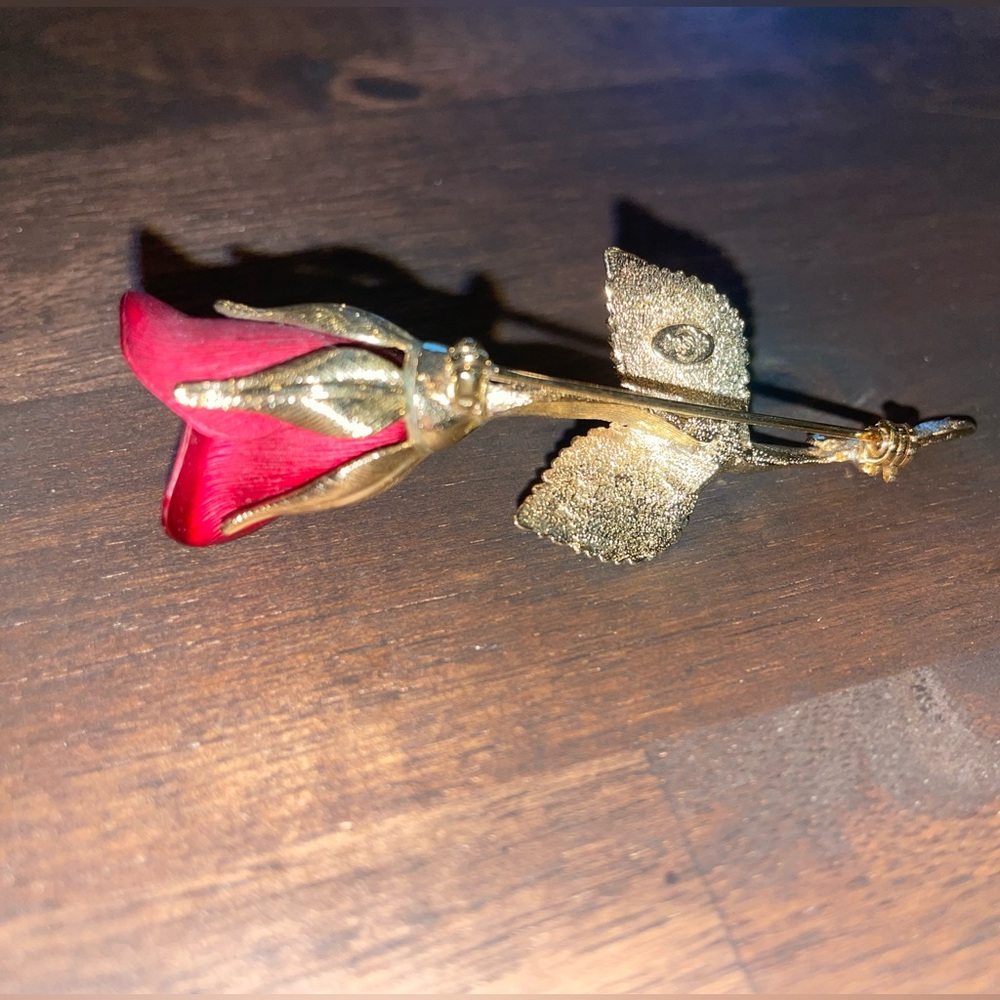 Vintage Gold Tone Red Rose Brooch - image 4